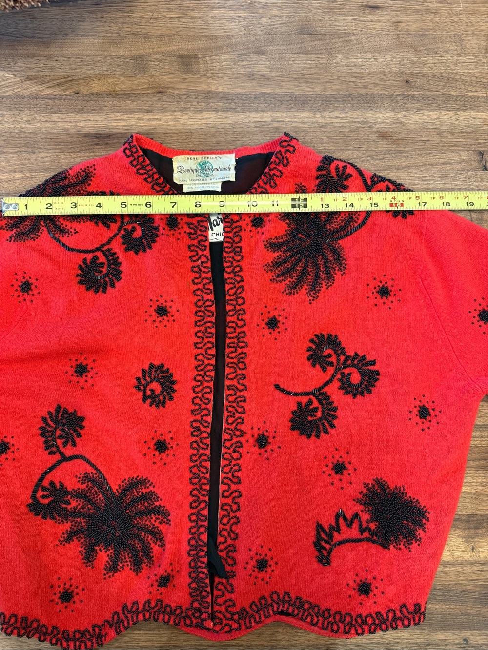 Vintage Beaded cardigan sweater from Hong Kong - Picture 10 of 13